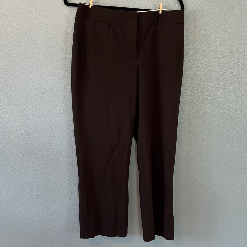 Liz Claiborne size 6 classic black slacks